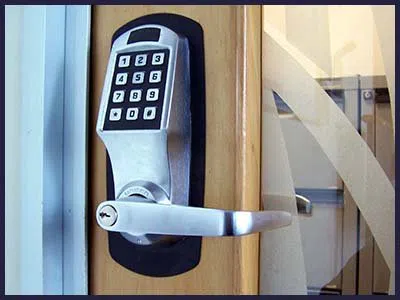 Bradenton Lock And Keys Bradenton, FL 941-676-3344 - 10a-keyless-entry